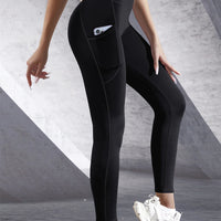 High-Waist Push-Up Leggings with Welt Pockets - Solid Colour